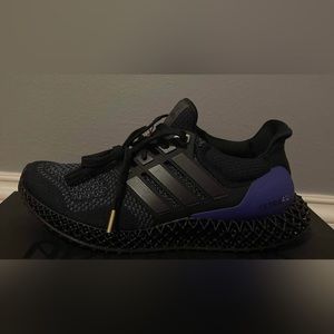 Adidas Ultra “OG” size: 9M